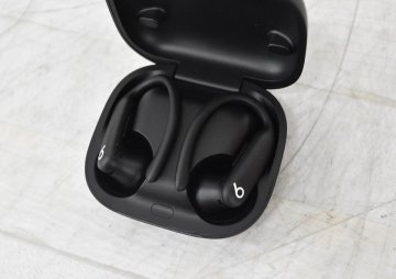 【 C 】7888 BEATS Powerbeats Pro 2 A3158 ワイヤレスイヤフォン ビーツ 3085127
