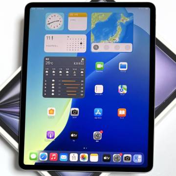 (極美品) Apple iPad Air 13インチ (M2) (2024年春モデル) スペースグレイ 128GB MV273J/A Wi-Fiモデル iOS18.5 バッテリー最大容量100％