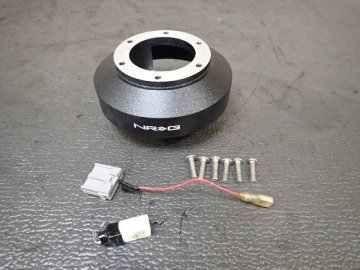 Z33 フェアレディZにて使用　ＮＲＧ　ショートステアリングホイールハブアダプタ/ボス