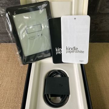 美品 Amazon Kindle Paperwhite 第7世代 DP75SDI 32GB 電子書籍リーダー 