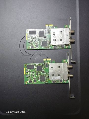 【送料無料】アースソフト PT3 Rev.A TVチューナーカード PCIExpress×1 動作確認済み PCパーツ 2個