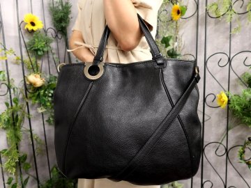 ●超美品●Salvatore Ferragamo フェラガモ●ガンチーニ●カーフ レザー 本革●2ハンドル ハンド バッグ●黒●シルバー金具●A4●Js58896