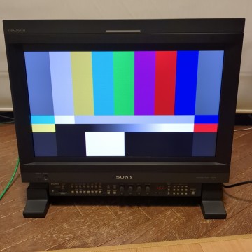 BVM-L230　良品　通電小　ドット不良多分なし　白ヤケなし　コントロールユニットやSDIボード2枚付き　腳付き　sony BRAVIA　ブラビア