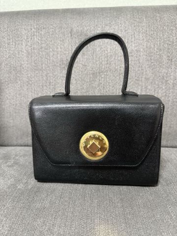 GIVENCHY ジバンシイ ジバンシー ハンドバッグ レザー 黒 ブラック ゴールド金具 バッグ Bag カバン レディース 1円〜