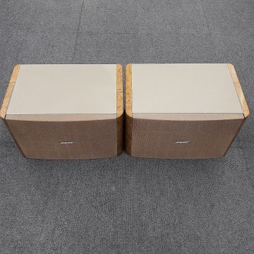 BOSE ボーズ スピーカーペア MODEL121 オーディオ機器 動作未確認ジャンク品　み
