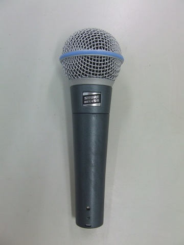 中古マイクロフォン　ＳＨＵＲＥ　Bata 58＋５ｍマイクケーブル（新同）セット◇ソフトケース付