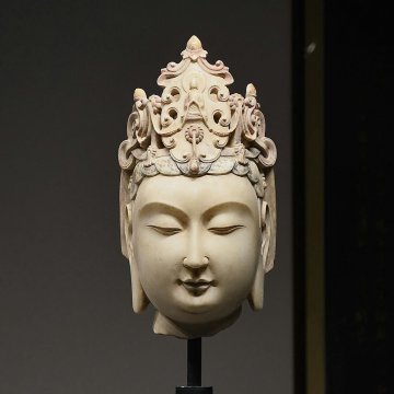 ▼渡鶴羽▼R9624北斉時(shí)代 漢白玉菩薩仏首 漢白玉石細(xì)工彫刻★仏教古美術(shù)★仏像★細(xì)密細(xì)工★廃寺舊蔵★廃寺買出品