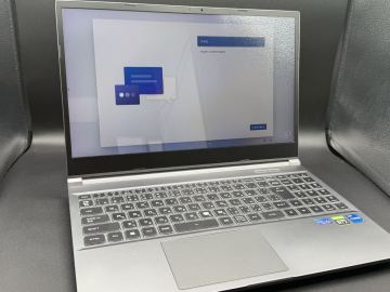 raytrek R5-TA6 ノートパソコン 1TB RAM32GB Core i7-11800H 2.30GHz 【詳細は写真に掲載】