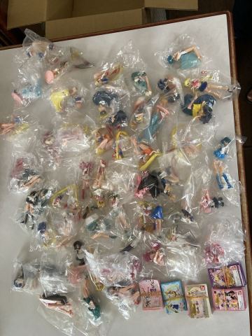 セーラームーン　ガチャポン ガシャポン ミニフィギュア