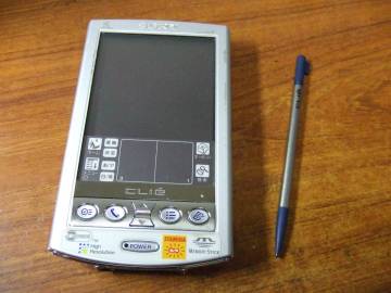 Q79　SONY ソニー CLIEクリエ PEG-N600C 本體　中古　未確認　現狀　ジャンク