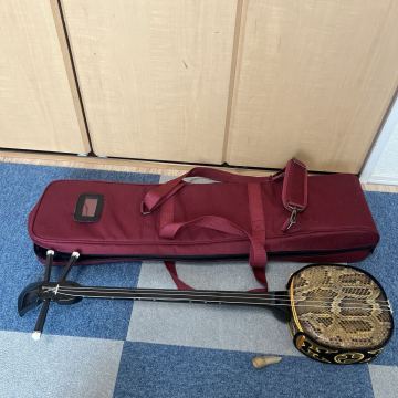 蛇 三線、中古、ケース付き