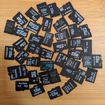 microSDカード43個 まとめセット現状品 未フォーマット ガラケー スマホ デジカメ マイクロSDカード