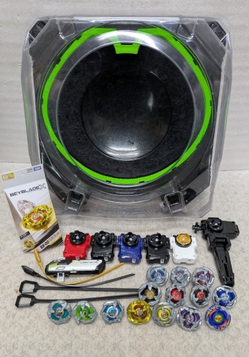 ●1円スタート/ BEYBLADE ベイブレードまとめセット スタジアム 未開封ベイブレードXBX-00付 タカラトミー 約15個セット