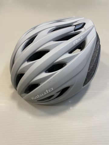 オージーケーカブト(OGK KABUTO) 自転車 ヘルメット RECT(レクト) サイズ:M/L(57-60cm) JCF公認 自転車用ヘルメット　3回ほど使用