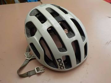 70507　中古★POC　OCTAL　サイズ：L　凹み有　白★