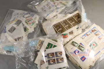 E973　記念切手バラまとめて大量　額面227672円　60円切手　50円切手　62円切手など　8月18日以降発送