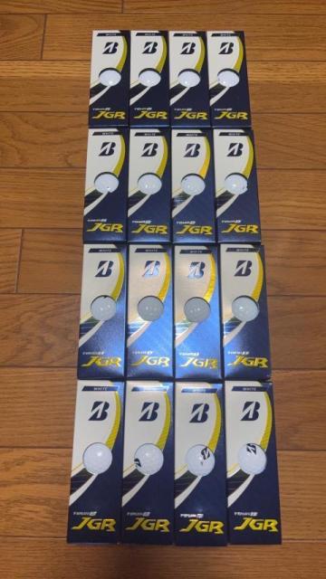 ・スピード発送 新品未使用 BRIDGESTONE GOLF(ブリヂストンゴルフ)TOUR B JGR 3ピース構造 ゴルフボール (ホワイト)4ダース(1.2.3.4)