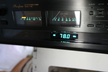 Accuphase 　アキュフェーズ　T-106