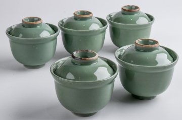 【うつわ】 青磁 蓋茶碗 蓋物 5客 E1957 古美術 骨董 古玩 唐物 茶道具 懐石 日本料理 料亭