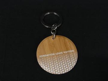 ■新品同様■ LOUIS VUITTON ルイヴィトン フォンダシオン パリ 美術館限定 木製 キーホルダー キーリング ブラウン系 DJ7176