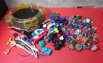 1円～　ベイブレード　デジタルパワーランチャー　スタジアム　本体　パーツ 他　大量　約3.2kg　まとめ売り　現状品