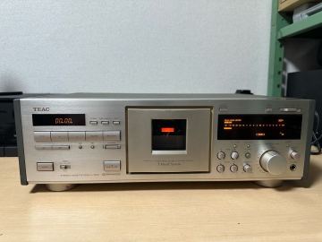 TEAC V-7000 カセットデッキ ティアック