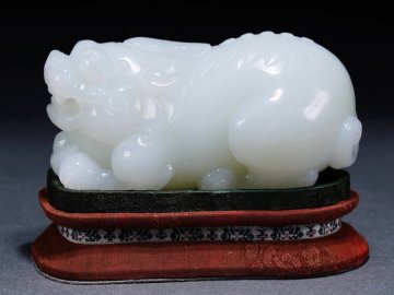 【安】清時代 和田玉 白玉 瑞獣彫り件 極細工 古置物 古擺件 中国古美術 古美味 時代物 古董品 310