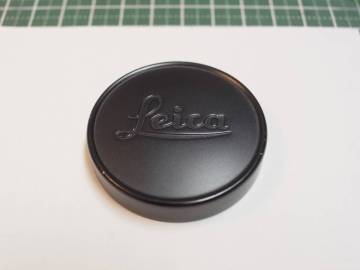 Leica ライカ　フロントキャップ・黒　中古品　ズミタール、ズミクロンなどに