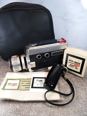 エルモ SUPER106 8mm フィルムカメラ/リモート装置/レンズフード/キャリングケース/グリップ　現状品/レトロ/動作未確認