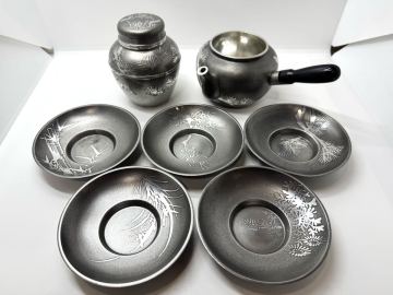 上錫製 煎茶道具 錫半 茶壷 老松図 松竹梅 茶入 茶壺 四君子 煎茶道具 錫 茶托 急須 錫製まとめ 茶道具まとめ