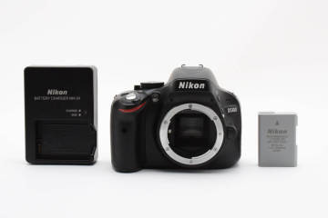 【通電OK】Nikon ニコン D5100 ボディ デジタル一眼レフ カメラ ジャンク 