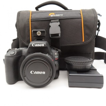 1円〜 Canon キヤノン EOS Kiss X9 デジタル一眼レフカメラ EF 40mm 1:2.8 STM ケース付 動作確認済 3923027
