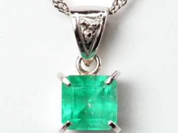 【7705E】Pt900/Pt850 天然エメラルド 天然ダイヤモンド 0.50ct/0.01ct/2.65g ネックレス