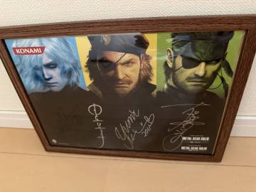 メタルギアソリッド直筆サイン入り臺(tái)紙&メタルギア手帳直筆サイン入り　小島秀夫監(jiān)督、大塚明夫さん、井上喜久子さん、菊地由美さん