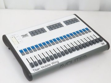 ■□AVOLITES Titan Mobile Wing ライティングコンソール エボライツ□■029207093□■