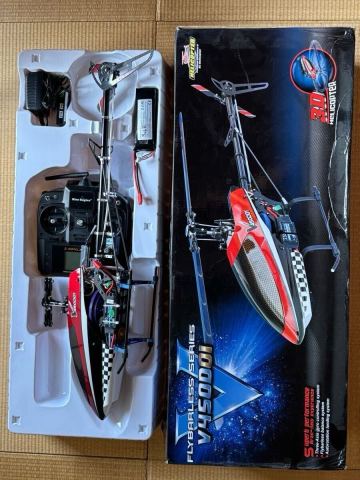 ワルケラV４５０　D01ラジコンヘリ　予備パーツ有り