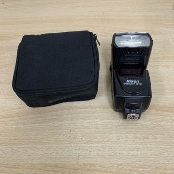 中古品・美品 ニコン Nikon ストロボ スピードライト SPEEDLIGHT SB-700 カメラ用アクセサリー
