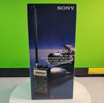 SONY AIR-7 PSB AIR FM AM 4バンド受信　未使用品に近い　通電のみ確認　現状品　(2508045)　