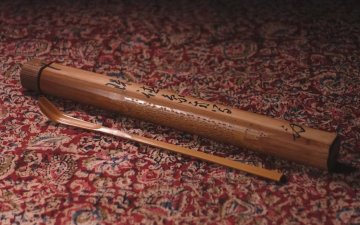 ∇花∇表千家八代【卒啄斎(件翁宗左)】自作 珠徳象牙茶杓寫の竹茶杓 共筒付