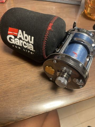 アブガルシア　アンバサダー6500CS ROCKETGUNNAR ロケットガンナー　使用回?cái)?shù)３回　両軸遠(yuǎn)投リール　 極美品　