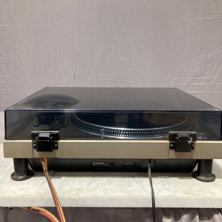【J】Technics SL-1200 ターンテーブル レコードプレーヤー テクニクス 191744