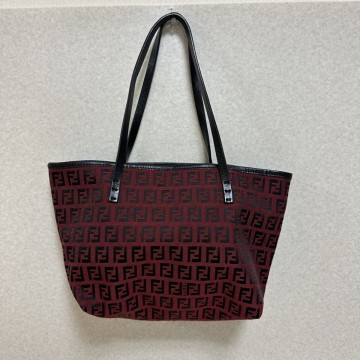【S】FENDI フェンディトートバッグ ズッカ柄 FFロゴ 総柄 キャンバス レザー ボルドー×ブラック ポーチ?コインケース付き 