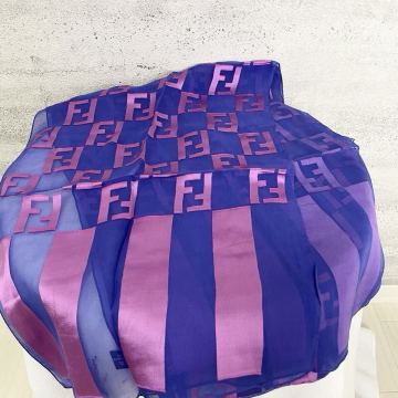 【贅沢品の極み】FENDI フェンディ　スカーフ　ストール　ズッカ　ロゴ　総柄　パープル　ピンク　レーヨン　シルク