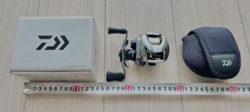 ダイワ ジリオン SV TW 1000H ベイトリール 美品 DAIWA