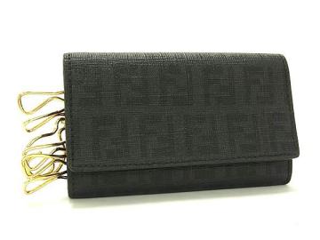 1円 ■極美品■ FENDI フェンディ ズッカ柄 ズッキーノ PVC 6連 キーケース 鍵入れ レディース メンズ ブラック系 BN5261