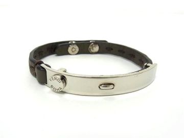1円 ■美品■ FENDI フェンディ レザー ブレスレット バングル アクセサリー レディース メンズ カーキ系 FS4046