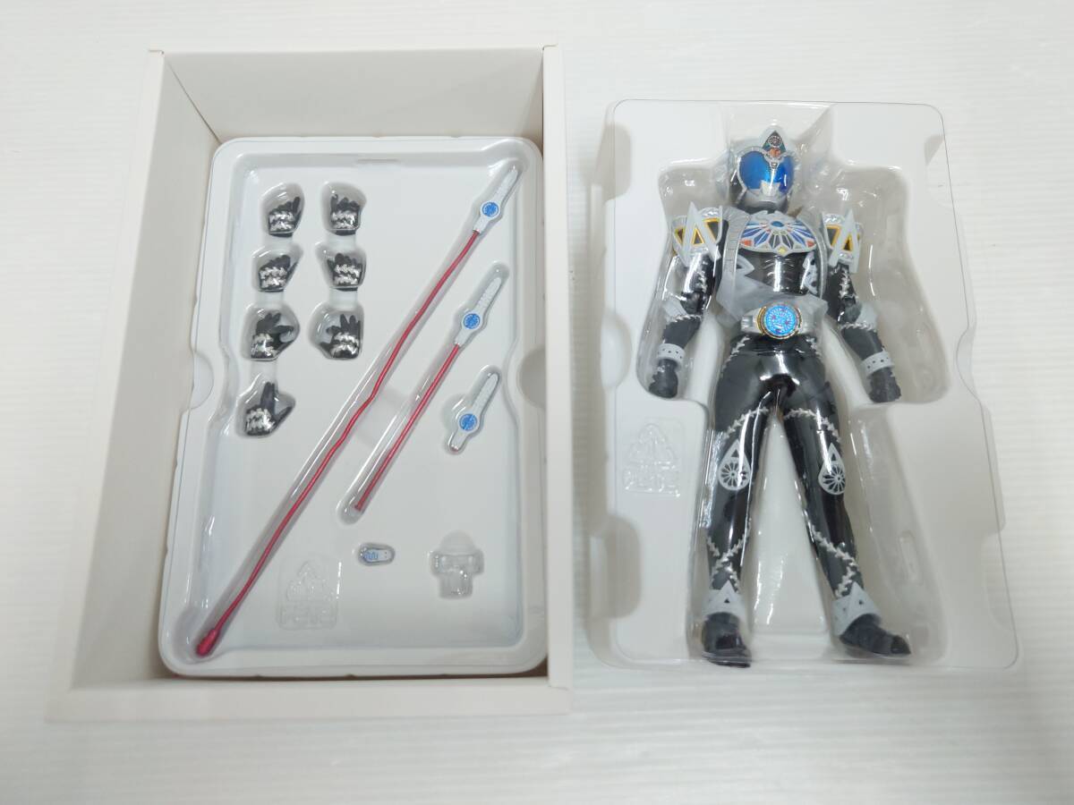  om29) バンダイ S.H.Figuarts 真骨彫製法 仮面ライダーサガ