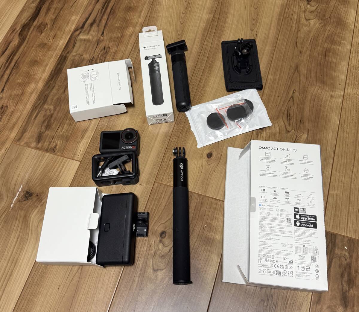  美品 DJI Osmo Action 5 Pro アドベンチャーコンボ + MINI EXTENSION ROD