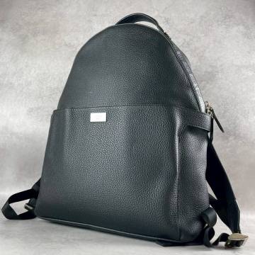 【極美品/人気】FENDI フェンディ ピーカブー バックパック リュックサック デイパック ブラック 黒 メンズ レディース ビジネス A4 PC