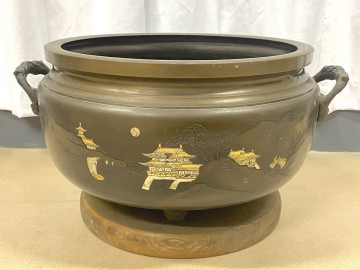 【KB137】銅製　特大 火鉢　象嵌　木製臺座　雙耳　直徑約62cm　高さ約54cm　重さ約13?15kg　金屬工蕓品 レトロ